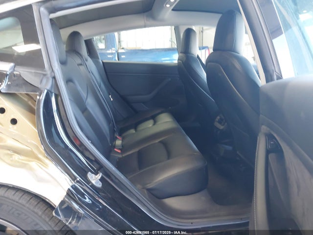 2019 TESLA MODEL 3 5YJ3E1EB3KF451569 Photo 7