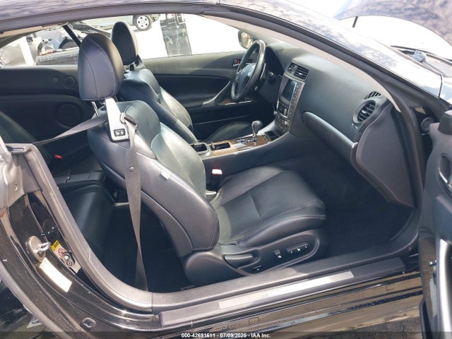 2012 Lexus Is 250c მანქანა იყიდება აუქციონზე, vin: JTHFF2C27C2523752, აუქციონის ნომერი: 42691611