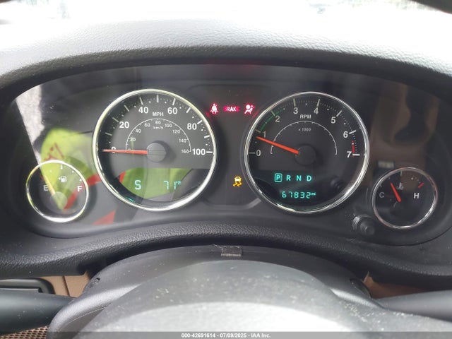 1C4HJWFG7JL852658 Jeep WRANGLER JK