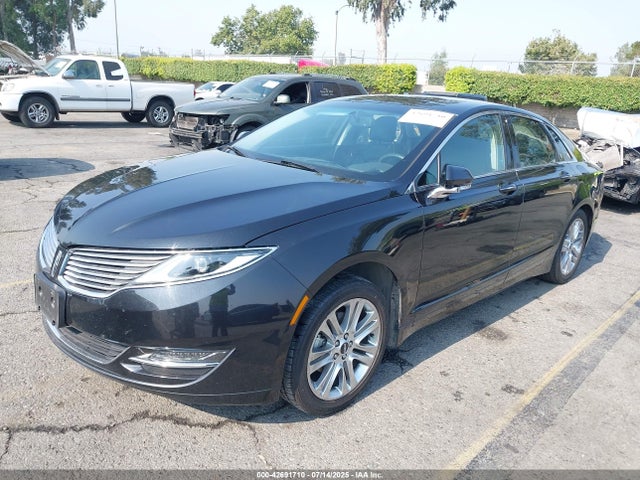 3LN6L2LU2ER816495 Lincoln 2014