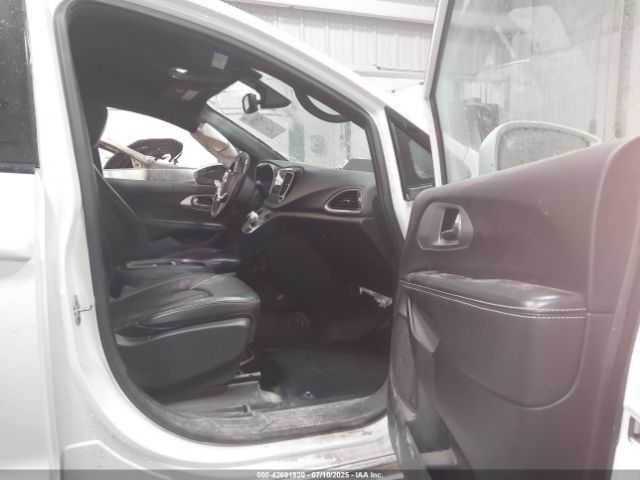 2020 CHRYSLER PACIFICA 2C4RC3BG3LR267802 Photo 4
