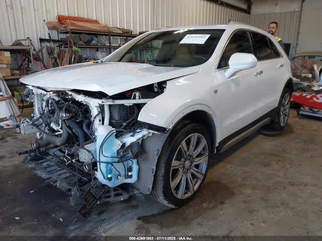 2019 CADILLAC XT4 1GYFZDR44KF183376 Photo 1