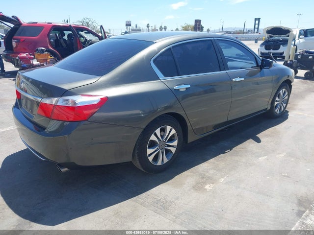 Honda k24w1 2014 1HGCR2F38EA256079 Image 4