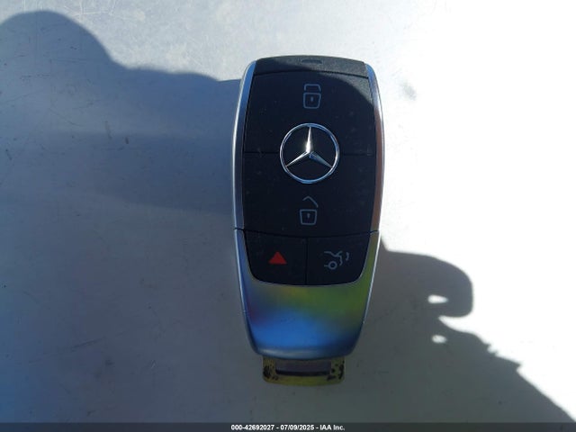 W1N0G8DB5NV392420 Mercedes-Benz m274