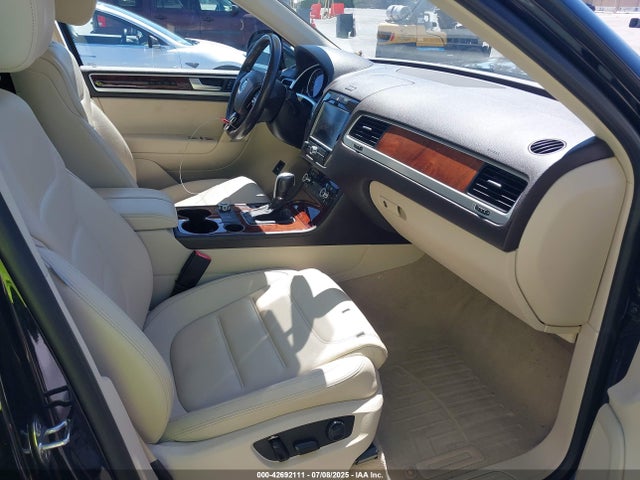 WVGEP9BP0ED009244 Volkswagen Touareg