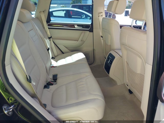 WVGEP9BP0ED009244 Volkswagen Touareg