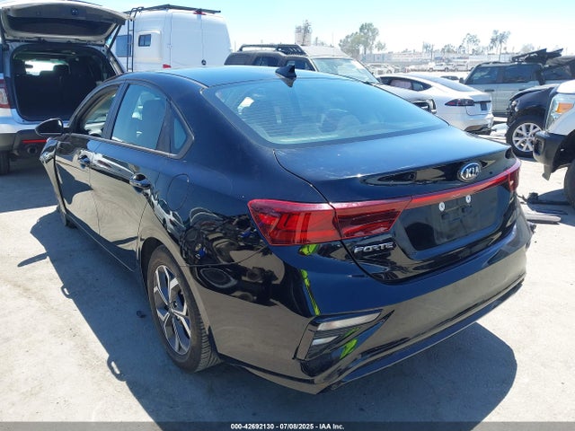 3KPF24AD5ME301213 KIA mpi nu