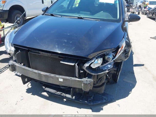 3KPF24AD5ME301213 KIA mpi nu