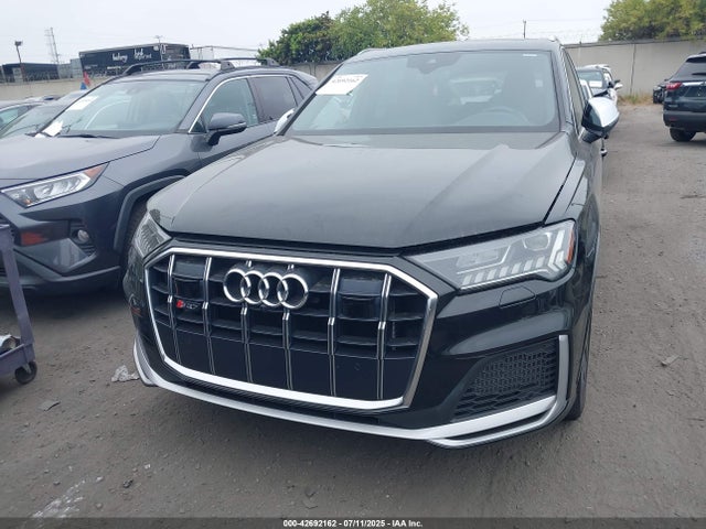 Audi 2022 2022 WA1AWBF77ND000090 Image 11