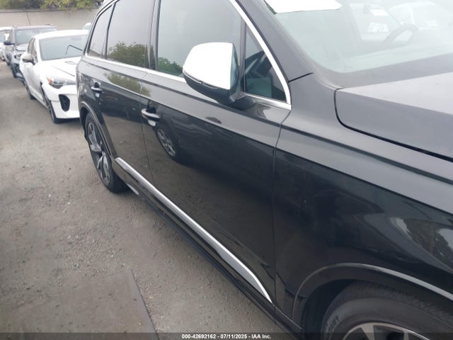 Audi 2022 2022 WA1AWBF77ND000090 Image 12