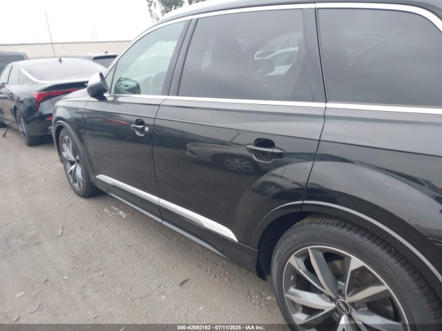 Audi 2022 2022 WA1AWBF77ND000090 Image 13