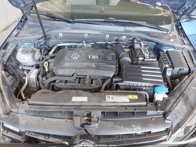 3VWG17AU9JM263296 Volkswagen 2018