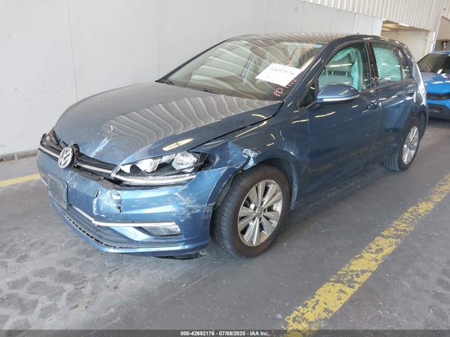 3VWG17AU9JM263296 Volkswagen 2018