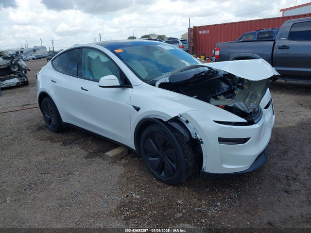 2026 TESLA MODEL Y 7SAYGDED7TA416523 Photo 0