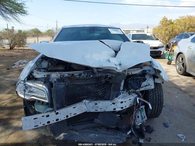 2C3CCAEG9JH123331 Chrysler 2018
