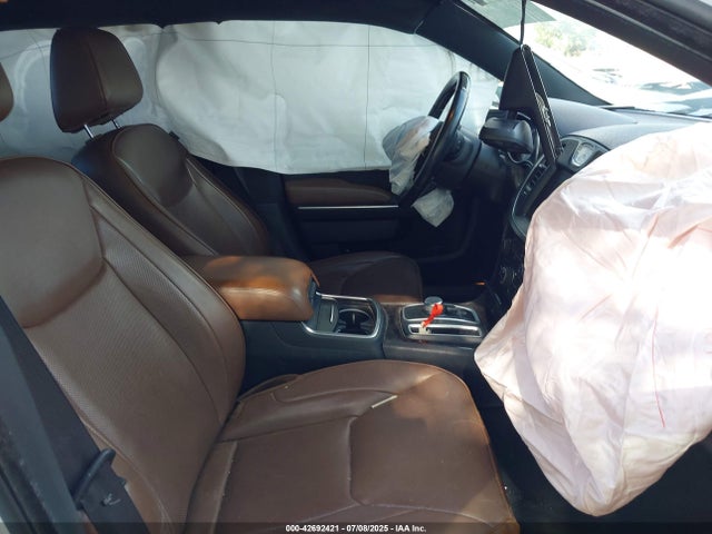 2C3CCAEG9JH123331 Chrysler 2018