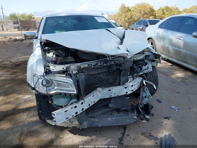2C3CCAEG9JH123331 Chrysler 2018