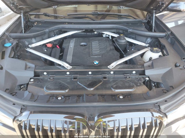 5UXCW2C51KL085283 BMW X7