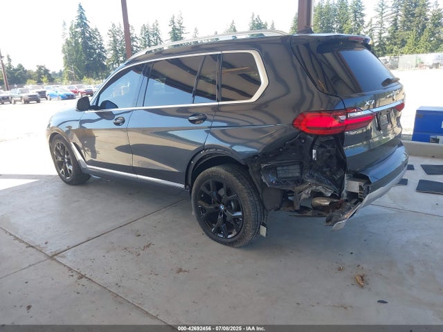 5UXCW2C51KL085283 BMW X7