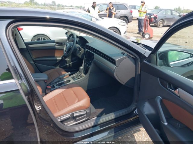2022 VOLKSWAGEN PASSAT 1VWSA7A35NC003504 Photo 4