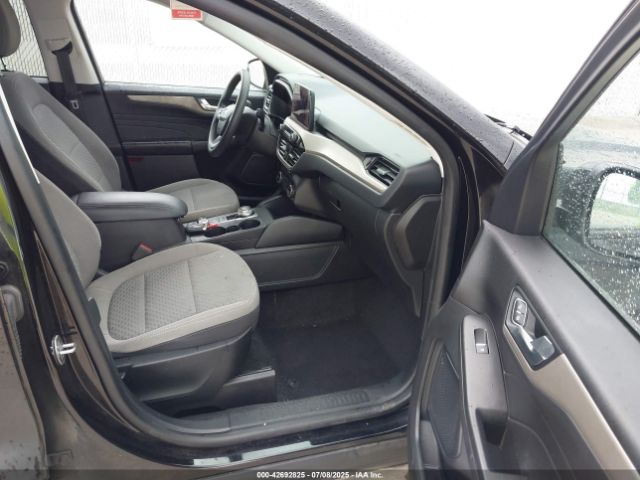 2021 FORD ESCAPE 1FMCU9G68MUA38179 Photo 4