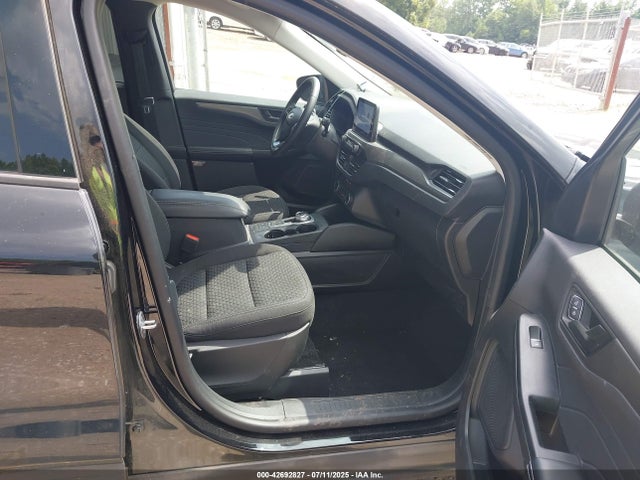 1FMCU9GN4PUA13887 Ford dragon gtdi