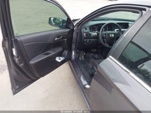 Honda k24w1 2016 1HGCR2F75GA158732 Image 19