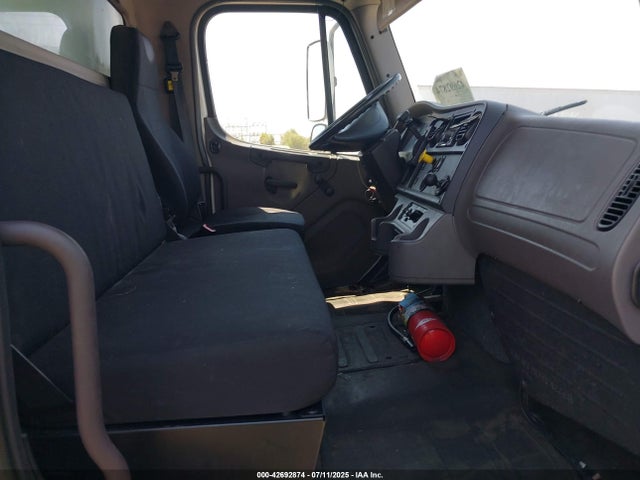 Freightliner cummins b6.7 2018 1FVACWFC9JHJR7872 Image 6