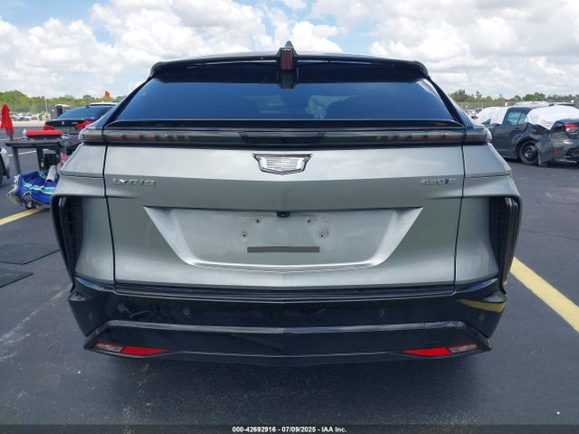 Cadillac x0d + ec6 2024 1GYKPTRK6RZ115702 Image 16