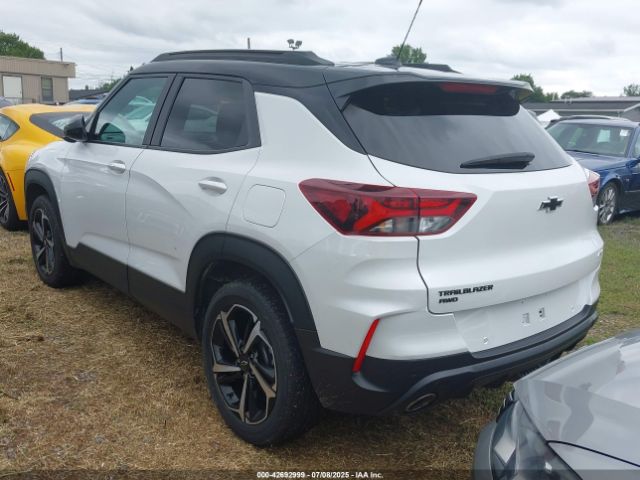 2023 CHEVROLET TRAILBLAZER KL79MUSL1PB052873 Photo 2