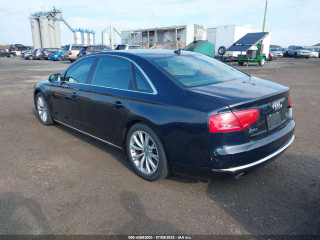 2011 AUDI A8 L WAURVAFD4BN018884 Photo 2
