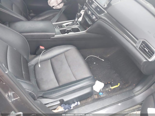 1HGCV1F38JA010701 Honda l15be