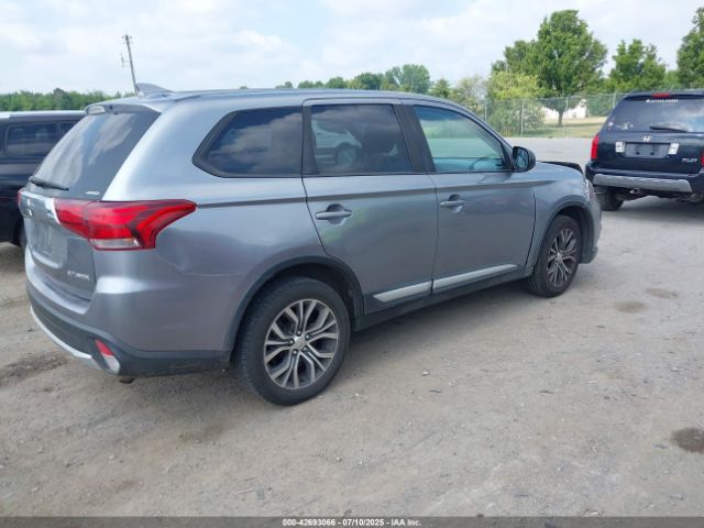 2018 MITSUBISHI OUTLANDER JA4AZ3A36JZ042040 Photo 3