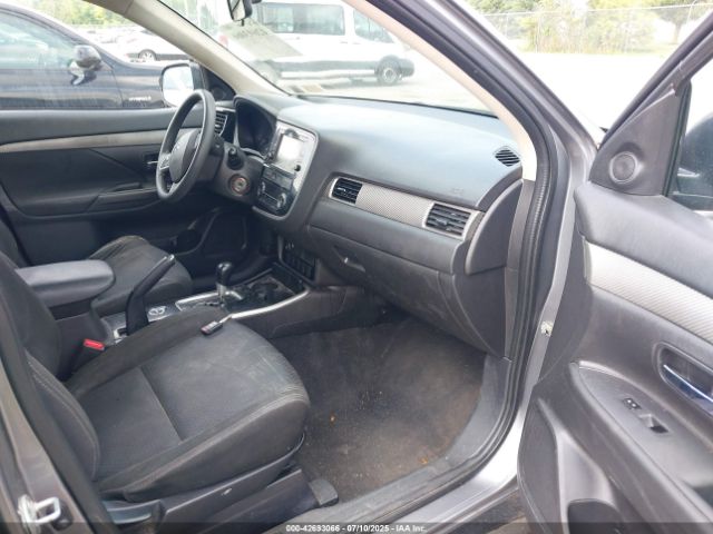 2018 MITSUBISHI OUTLANDER JA4AZ3A36JZ042040 Photo 4