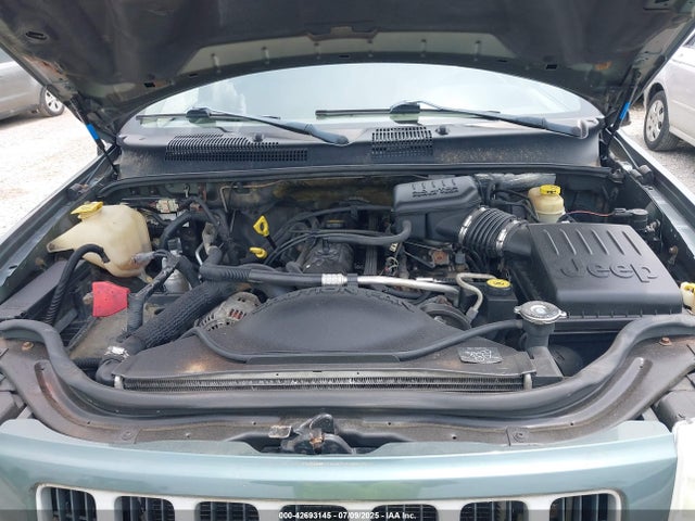 2004 Jeep Grand Cherokee Laredo მანქანა იყიდება აუქციონზე, vin: 1J4GW48S14C139000, აუქციონის ნომერი: 42693145