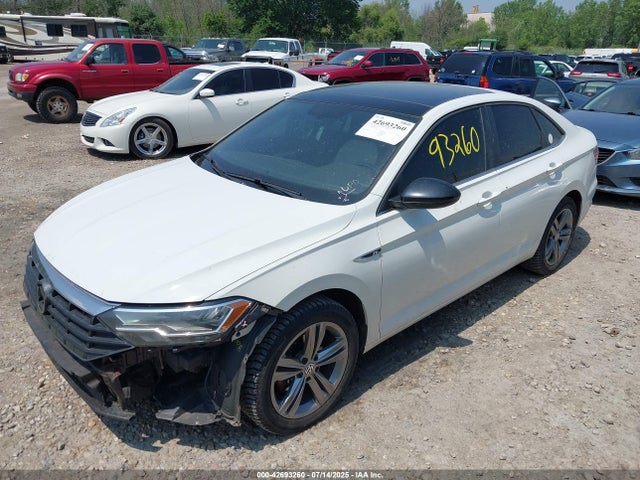 3VWCB7BU0KM238976 Volkswagen 1.4 tsi