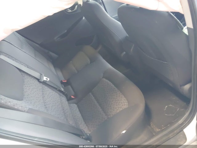 KMHC65LC8JU062217 Hyundai Ioniq