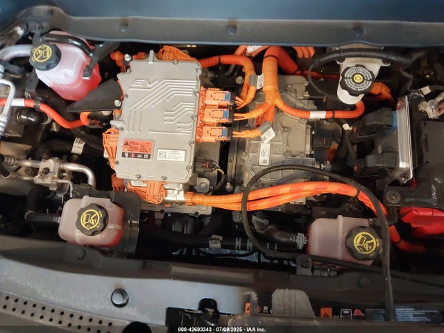 1G1FY6S07P4174503 Chevrolet 2023