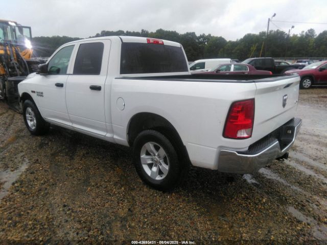 2018 RAM 1500 1C6RR7KM4JS297910 Photo 2
