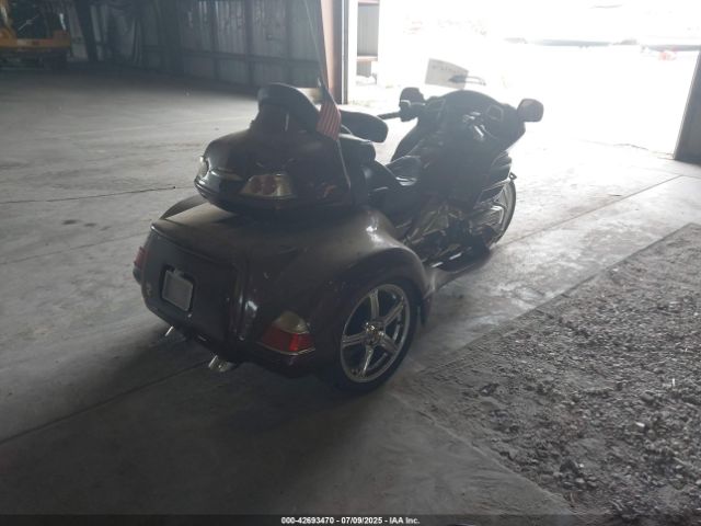 2006 HONDA GL1800 1HFSC47F86A514284 Photo 3