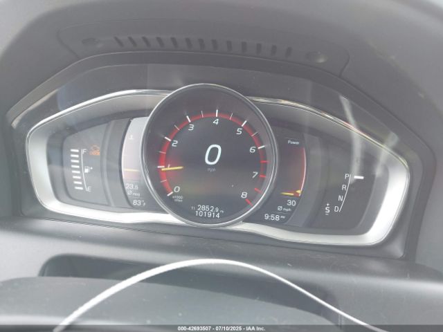 2016 VOLVO XC60 YV449MRK5G2868588 Photo 6