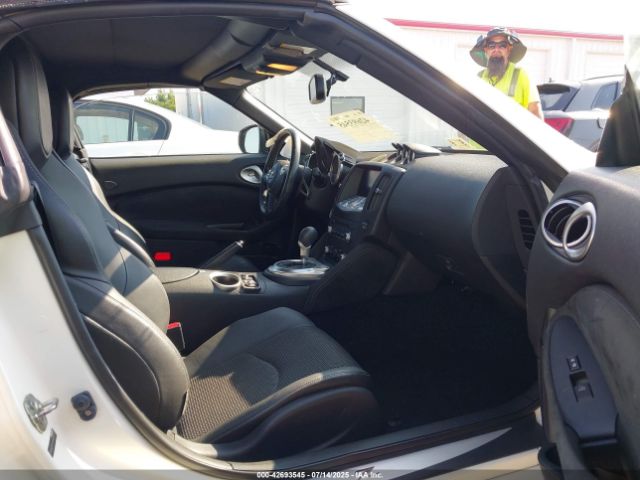 2017 NISSAN 370Z JN1AZ4FH5HM940204 Photo 4