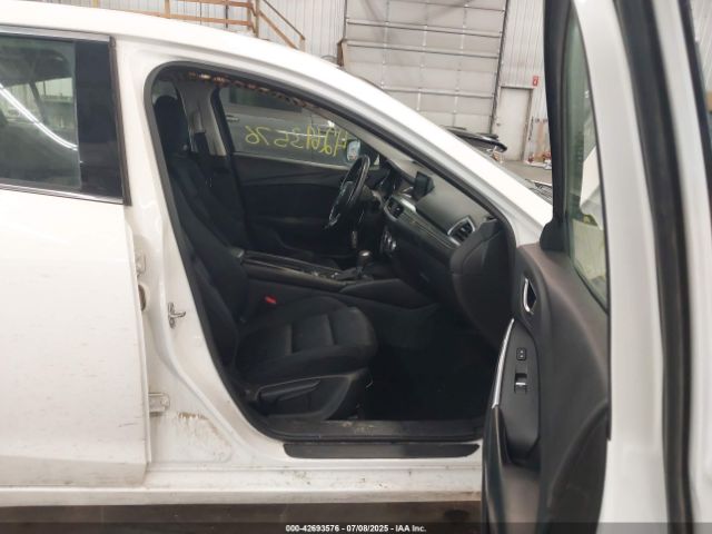 2017 MAZDA MAZDA6 JM1GL1U54H1100156 Photo 4
