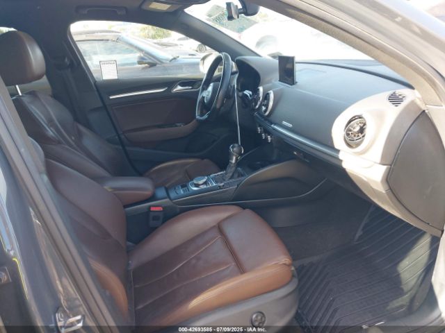 2017 AUDI A3 WAUJ8GFF1H1027020 Photo 4