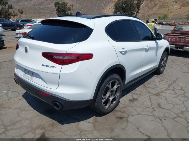 ZASPAJANXN7D47577 Alfa Romeo Stelvio