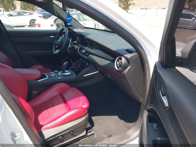ZASPAJANXN7D47577 Alfa Romeo Stelvio