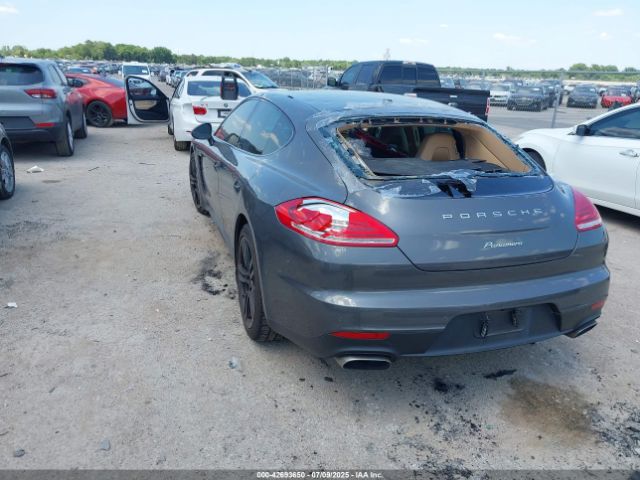 2016 PORSCHE PANAMERA WP0AA2A78GL004430 Photo 2