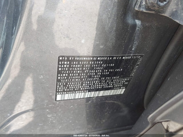 3VV3B7AX7LM058198 Volkswagen Tiguan