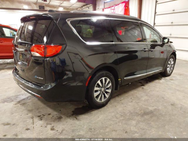 2020 CHRYSLER PACIFICA HYBRID 2C4RC1N75LR105539 Photo 3