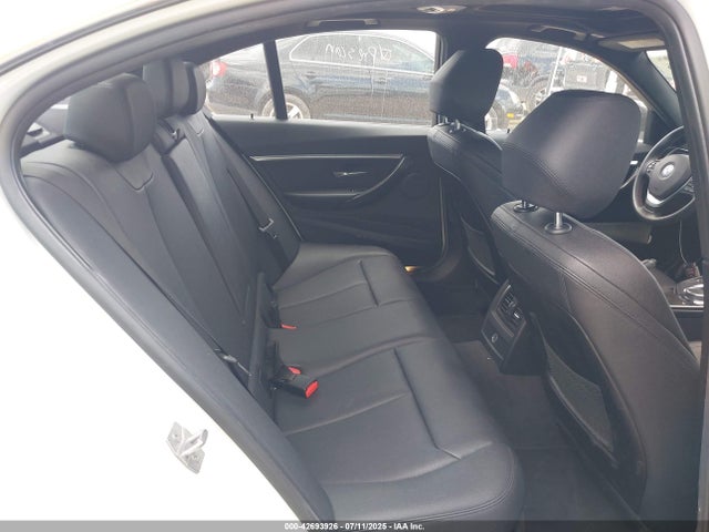 WBA8E1C5XJA180355 BMW 330e